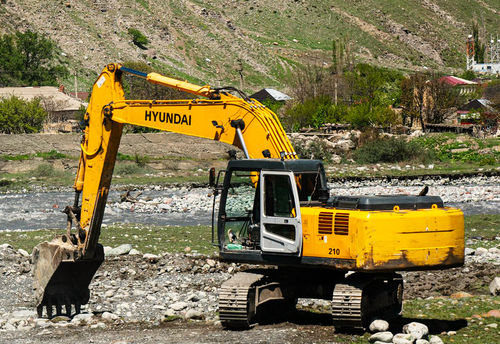 Dernière affaire concernant Véhicules de construction - Excavateur