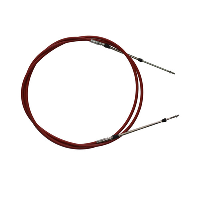 Le câble de commande de changement d'accélérateur de bateau marin a une veste rouge avec des raccords en acier inoxydable